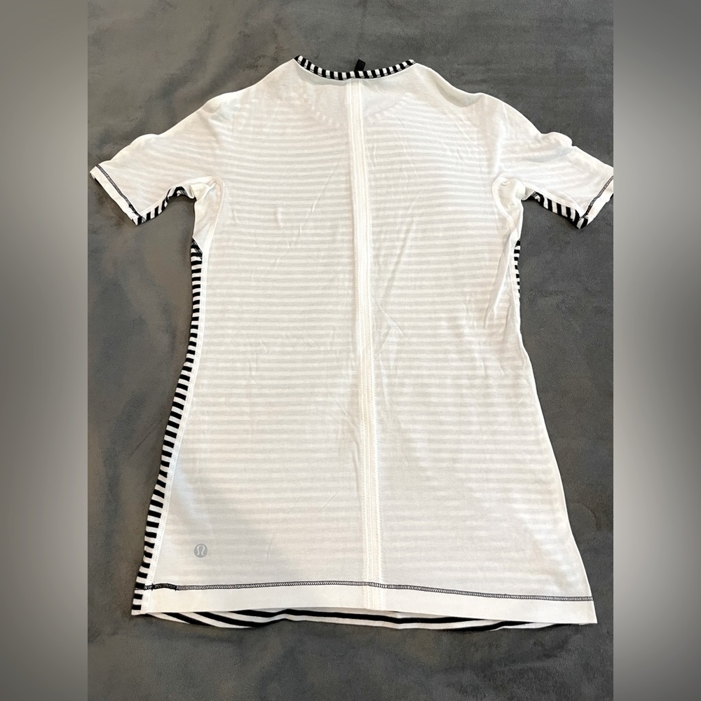 Lulu lemon stripped shirt